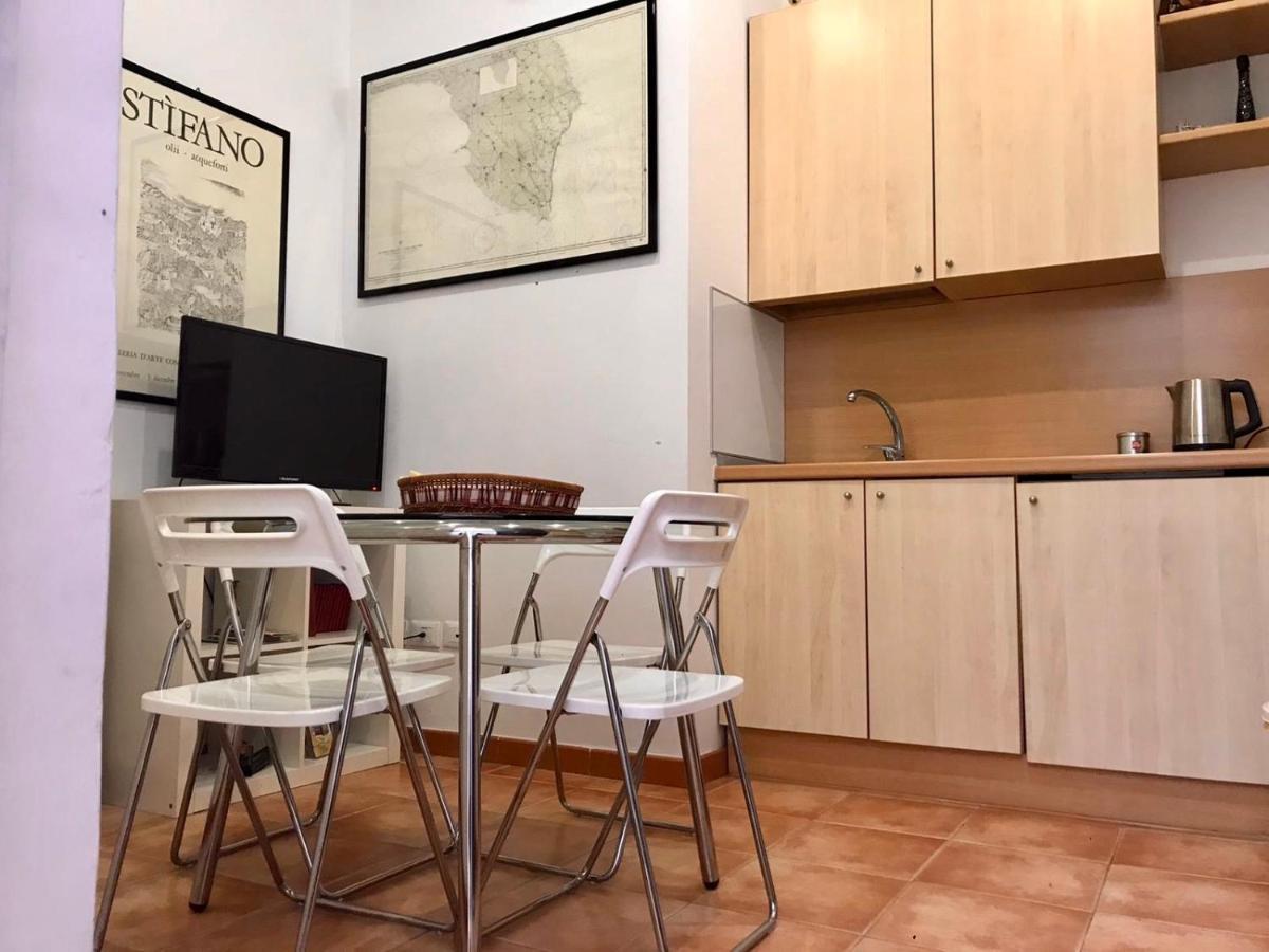 B&B Interno 3 باري المظهر الخارجي الصورة