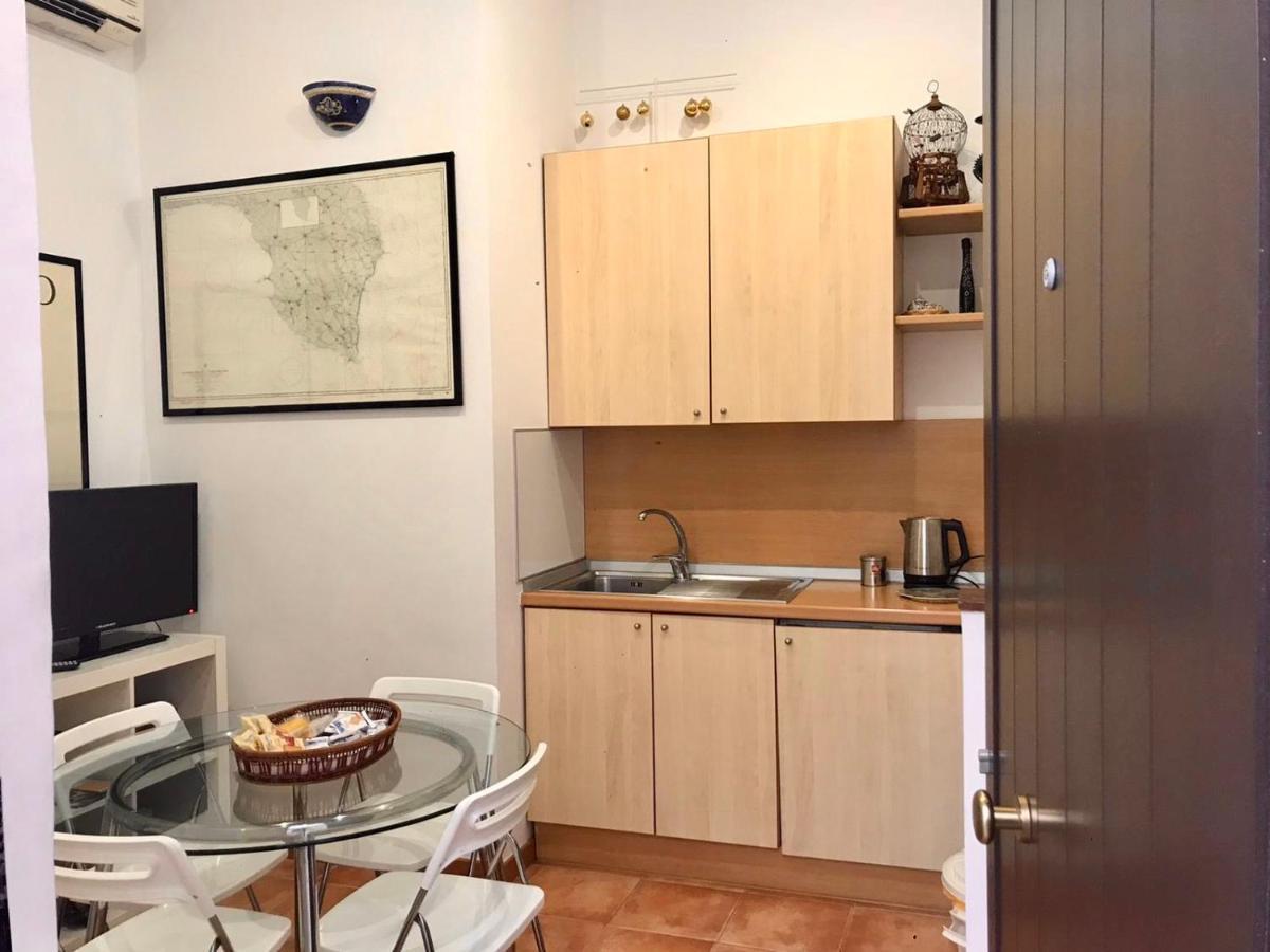 B&B Interno 3 باري المظهر الخارجي الصورة